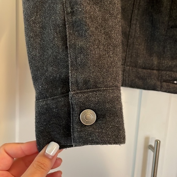 Gap Wool Button Down Jacket Unisex Size M - Picture 4 of 14